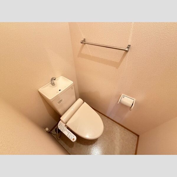 トイレ (温水洗浄暖房便座)