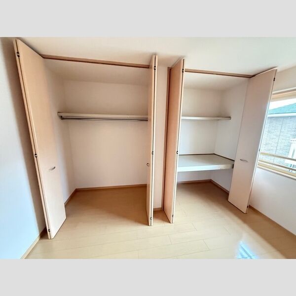 収納 (クローゼット)