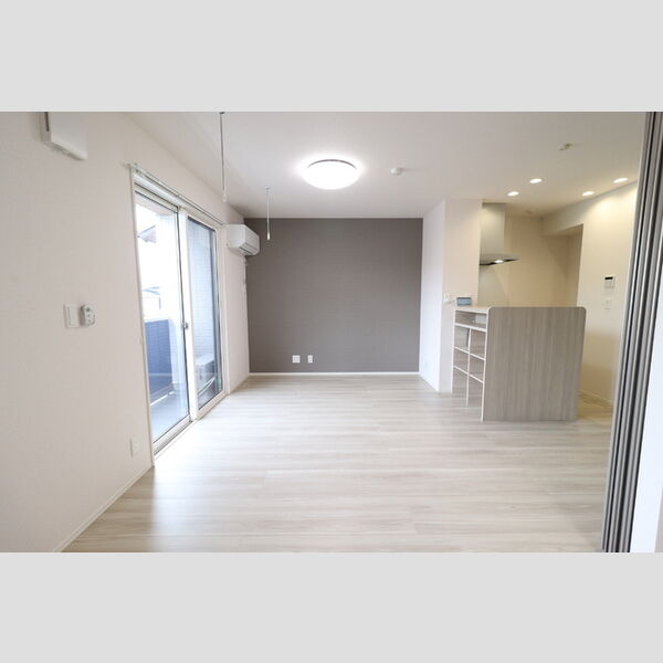 その他 (105　LDK)