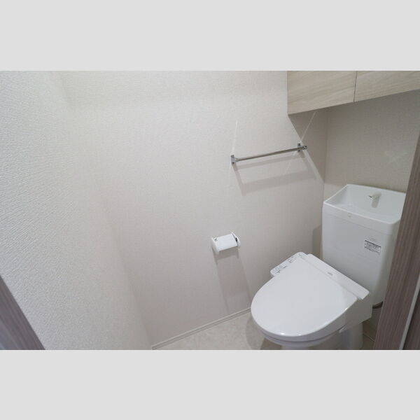 トイレ (105　トイレ)