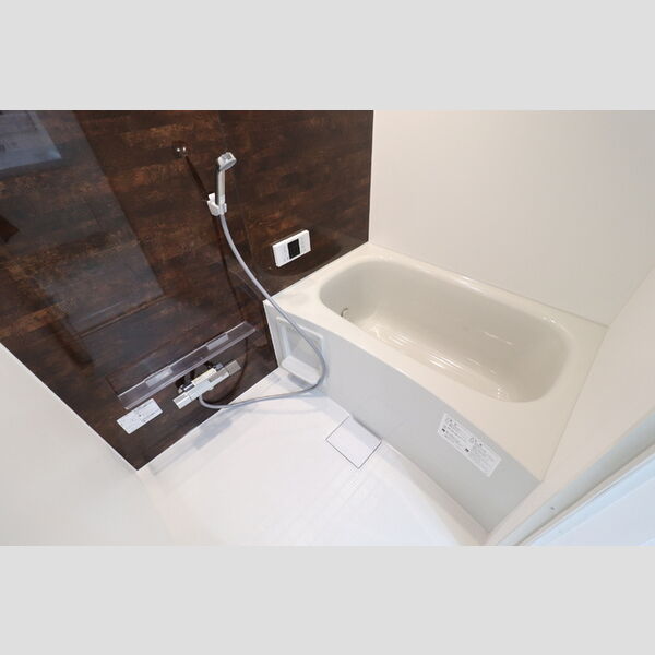 バス (101　浴室)