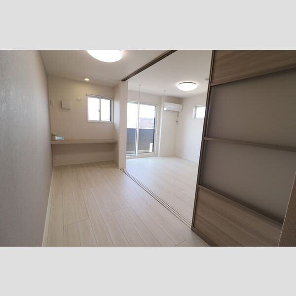 その他 (302　洋室)