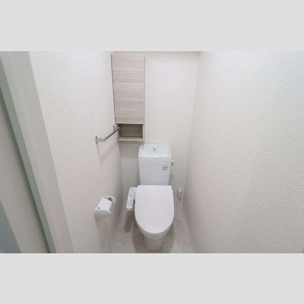 トイレ (303　トイレ)