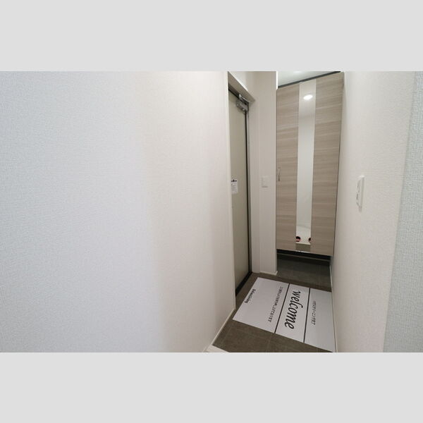 玄関 (305　玄関)