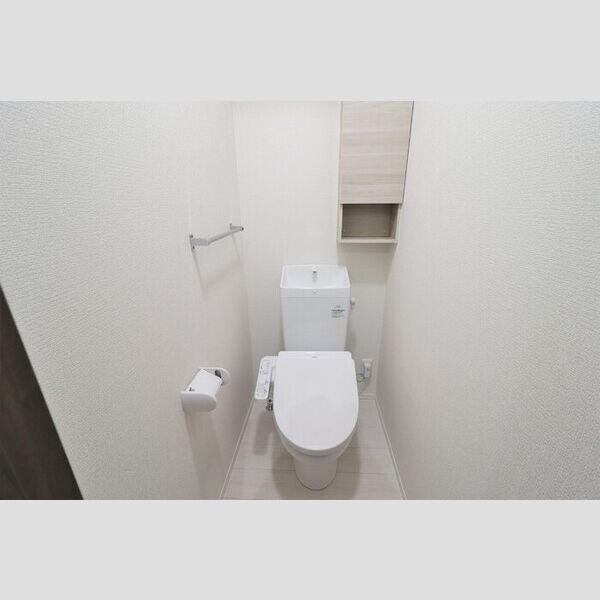 トイレ (103　トイレ)