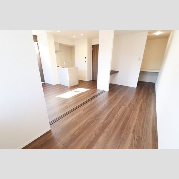 その他 (105　洋室)