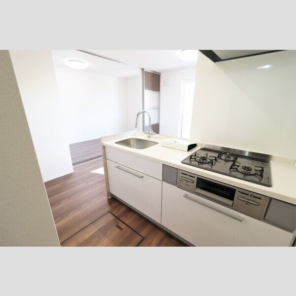 キッチン (105　キッチン)