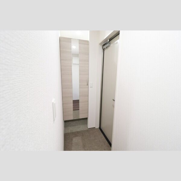 玄関 (201　玄関)