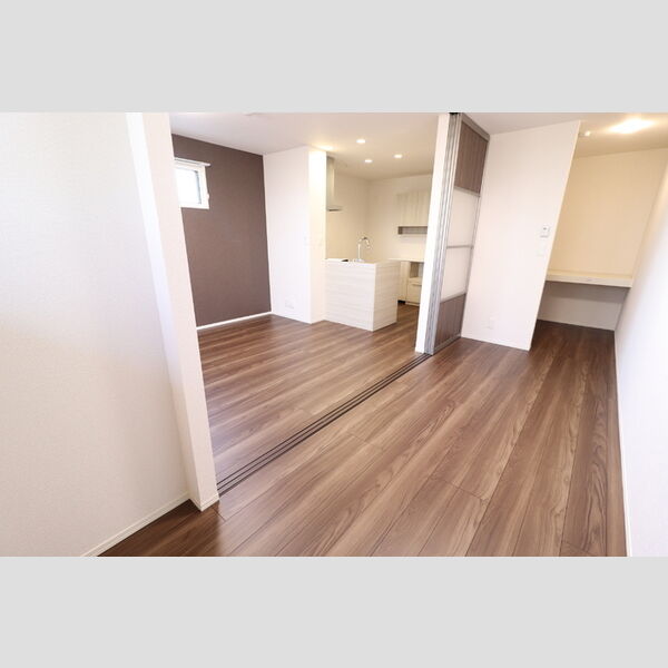 その他 (202　洋室)