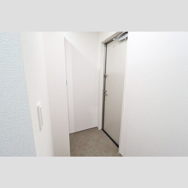 玄関 (202　玄関)