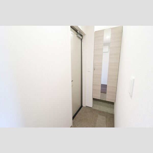 玄関 (205　玄関)