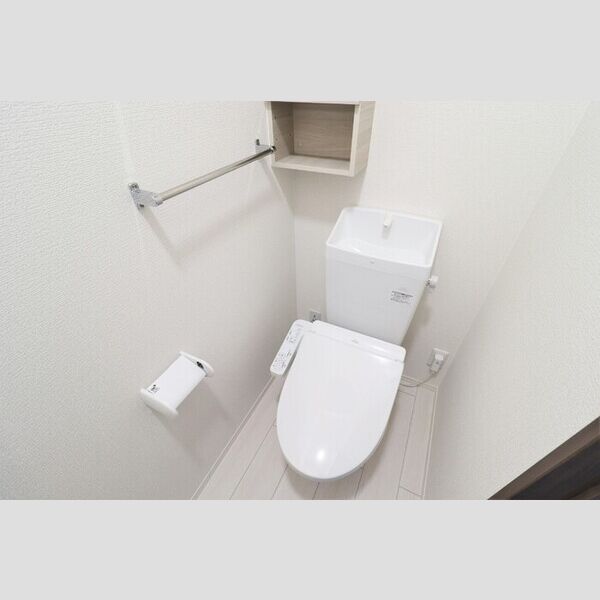 トイレ (205　トイレ)