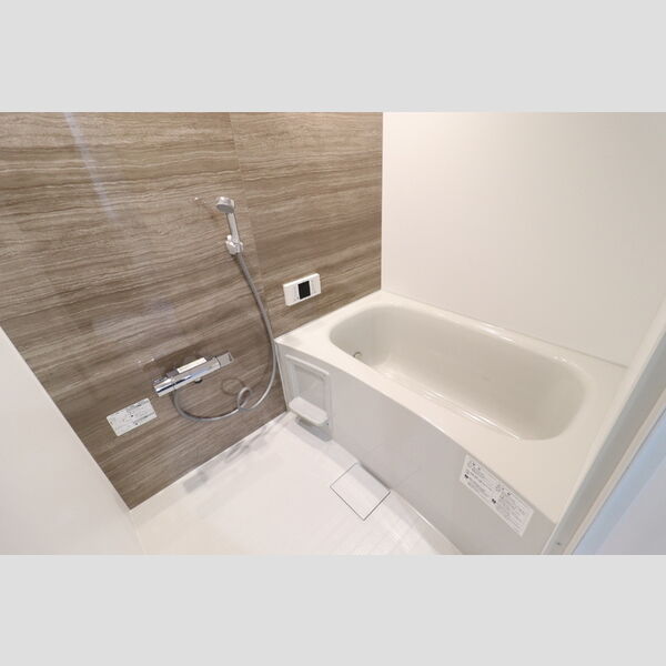 バス (302　浴室)