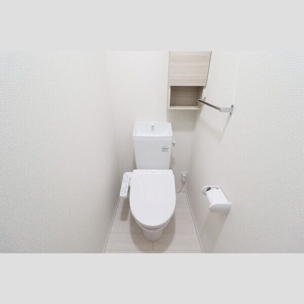 トイレ (302　トイレ)