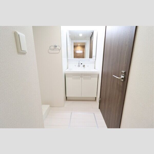 洗面所 (302　洗面所)