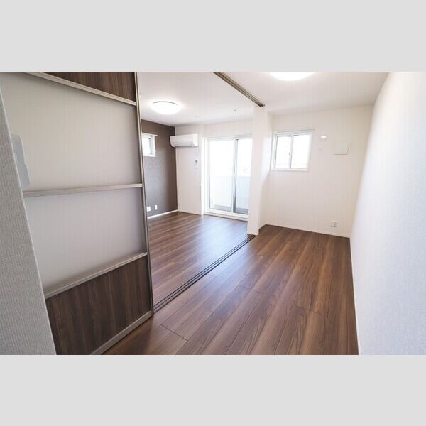 その他 (303　洋室)