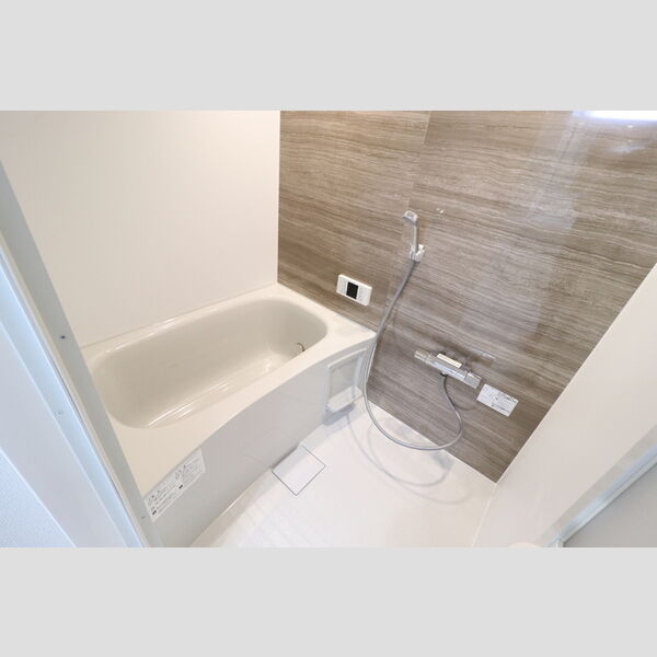 バス (303　浴室)