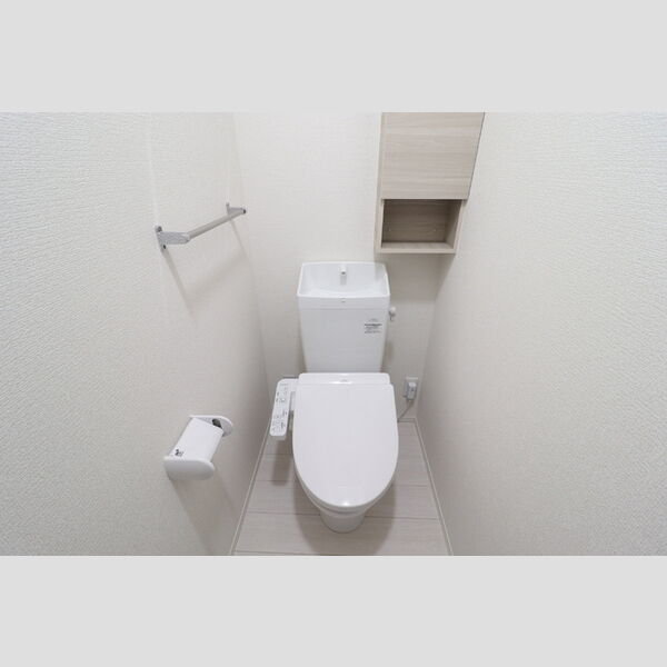 トイレ (303　トイレ)