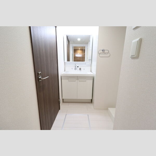 洗面所 (303　洗面所)