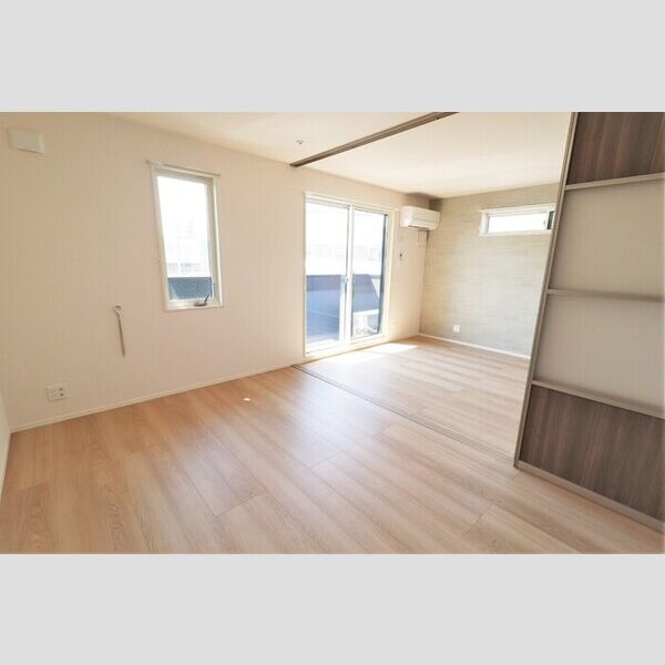 その他 (202　洋室)