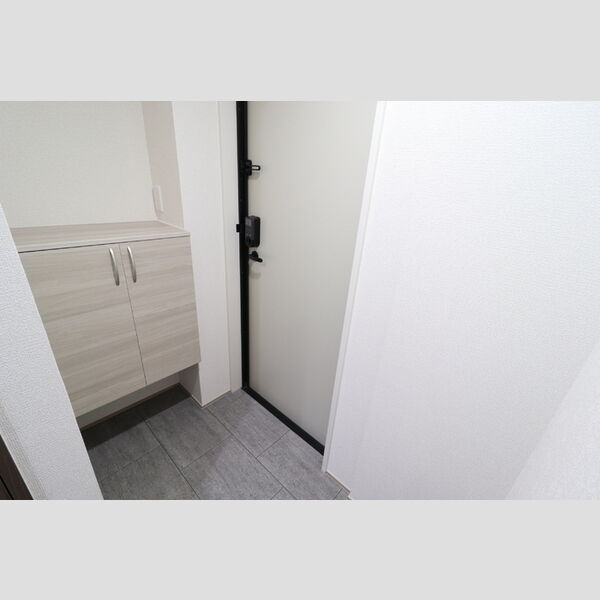 玄関 (202　玄関)