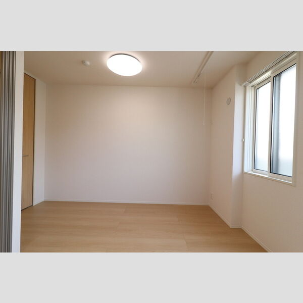 その他 (洋室①)