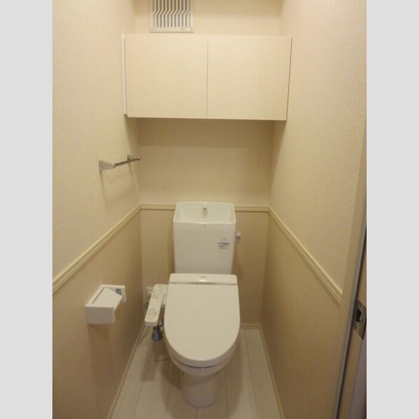 トイレ (303 トイレ)