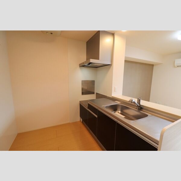 キッチン (205　キッチン)