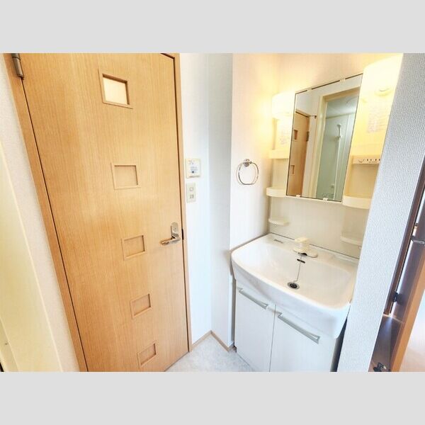 洗面所 (112 洗面所)