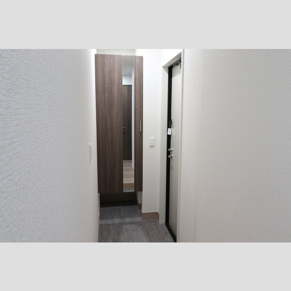 玄関 (102　玄関)
