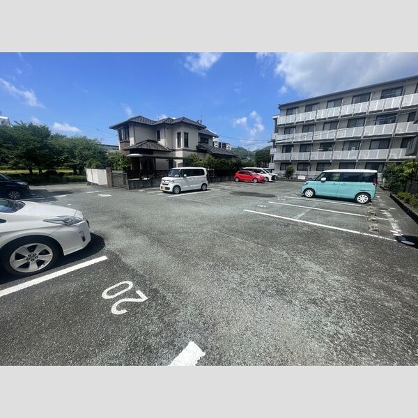 駐車場 (駐車場)