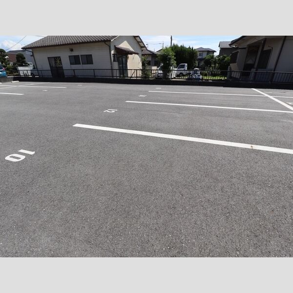 駐車場 (駐車場)