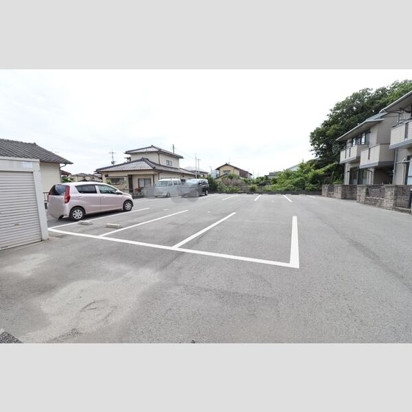 駐車場 (駐車場)