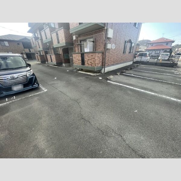 駐車場 (駐車場)