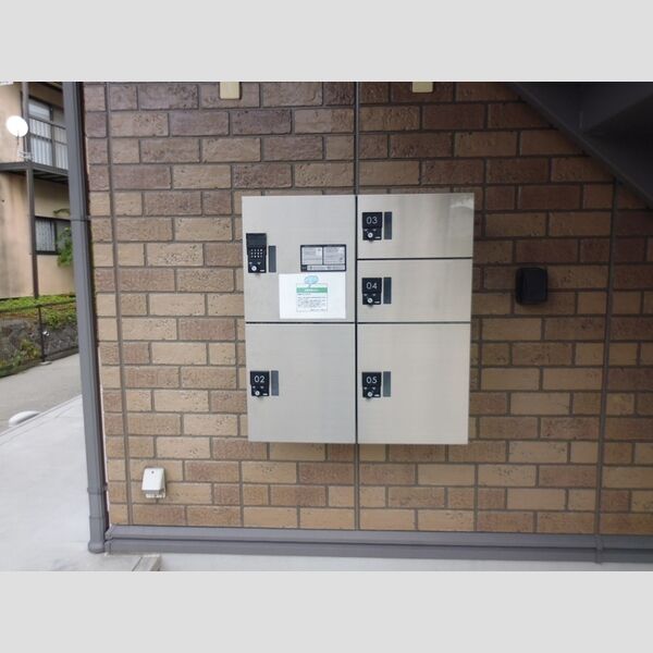 現地周辺 (宅配ボックス)