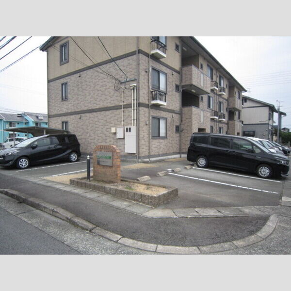 駐車場 (駐車場)