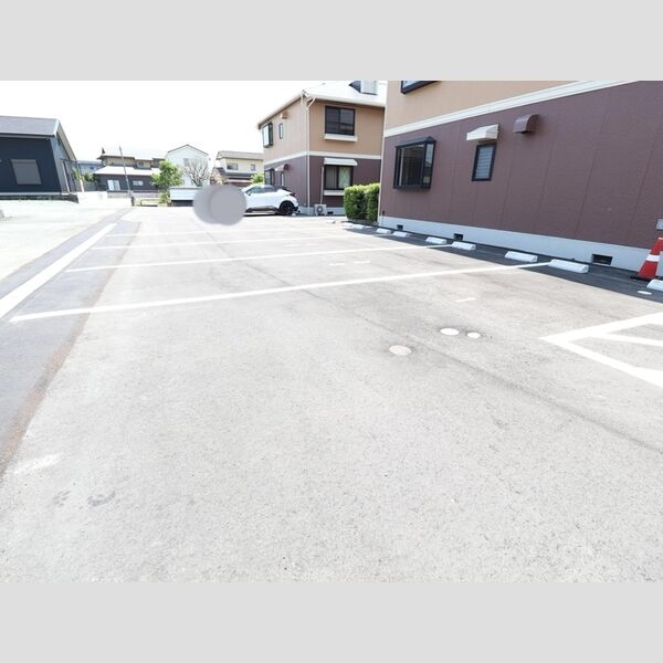 駐車場 (駐車場)