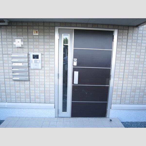 エントランス (エントランス)