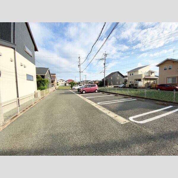 駐車場 (駐車場)