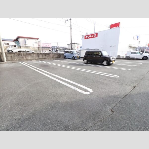 駐車場 (エル パティオ 駐車場)