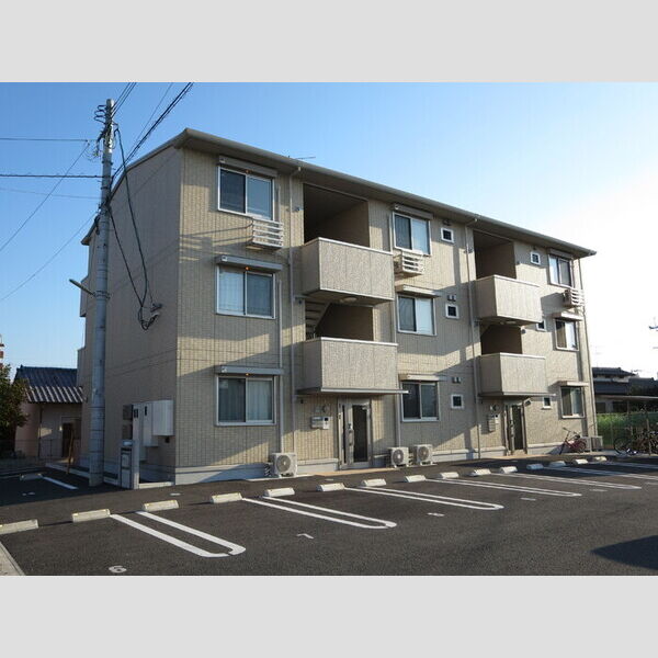 建物外観 (イーストハイム 外観)