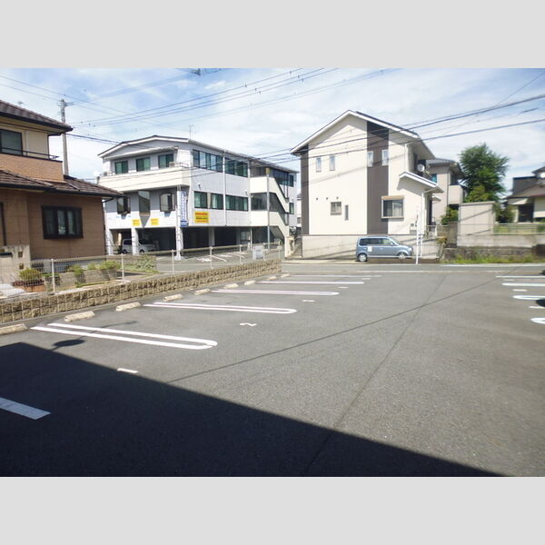 駐車場 (駐車場)