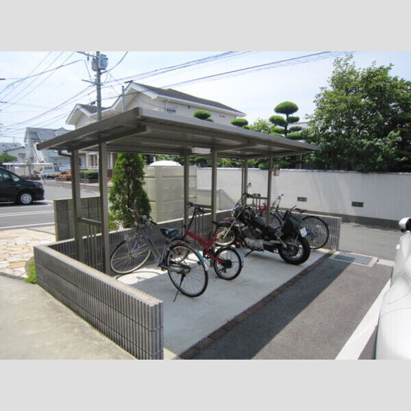現地周辺 (サイクルポート)
