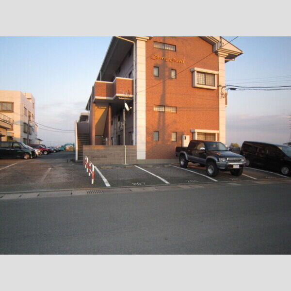 駐車場 (駐車場)