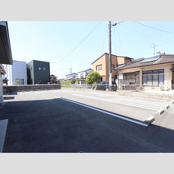 駐車場 (駐車場)