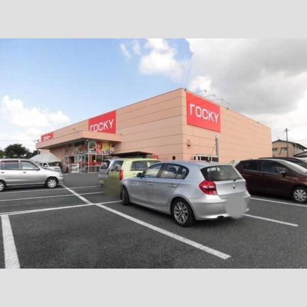 現地周辺 (ロッキースーパーストア佐土原店(719m))