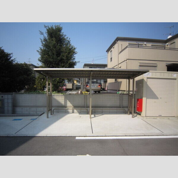 現地周辺 (サイクルポート)