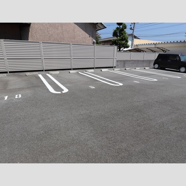 駐車場 (駐車場)