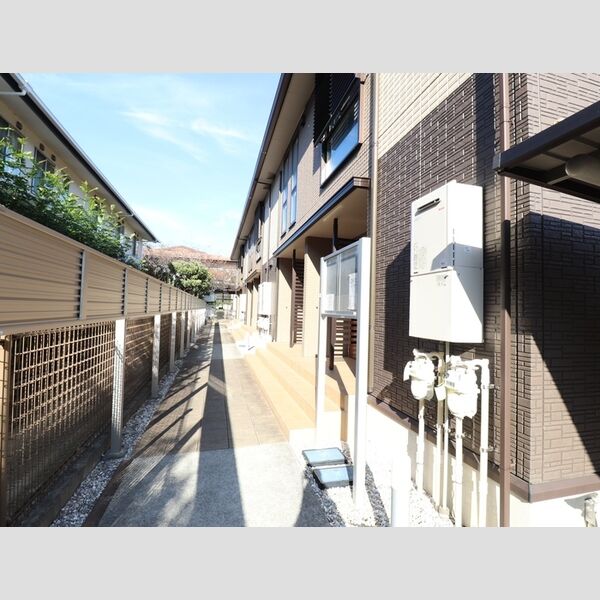 エントランス (エントランス)