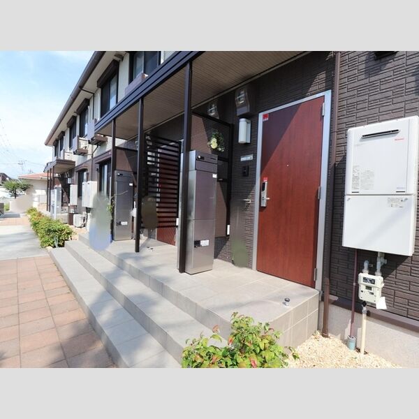 エントランス (エントランス)